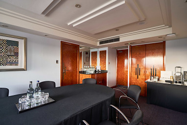 The Tower Hotel: Tagungsraum