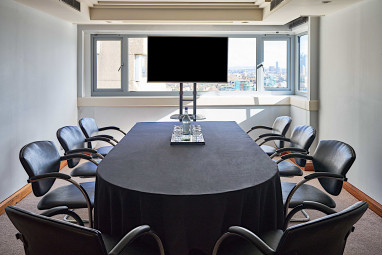 The Tower Hotel: Tagungsraum