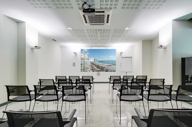 Hotel Calipolis Sitges: Tagungsraum