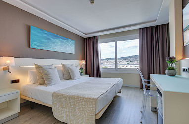 Hotel Calipolis Sitges: Zimmer