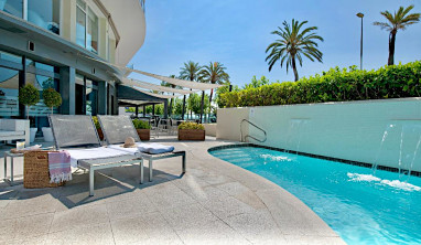 Hotel Calipolis Sitges: Pool