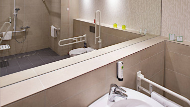 Holiday Inn Frankfurt Airport: Zimmer