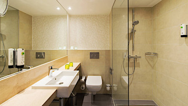 Holiday Inn Frankfurt Airport: Zimmer