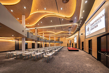 Park Inn by Radisson Amsterdam City West: Tagungsraum