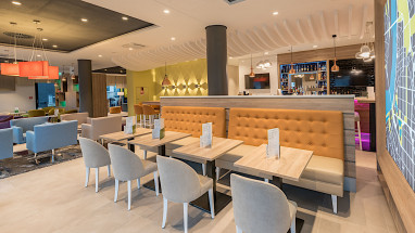 Holiday Inn Düsseldorf City - Toulouser Allee: Bar/Lounge