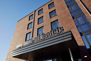 Me and All Hotel Kiel: Außenansicht