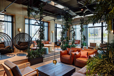 Me and All Hotel Kiel: Lobby