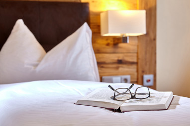 AURA-HOTEL Saulgrub: Zimmer