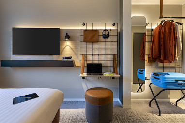 Moxy Berlin Ostbahnhof: Zimmer