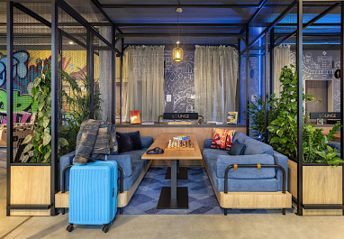 Moxy Berlin Ostbahnhof: Lobby