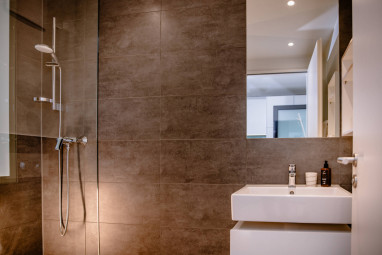 THE FLAG München M.: Zimmer