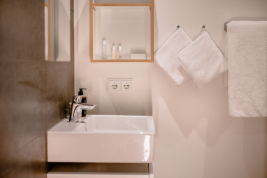 THE FLAG München M.: Zimmer