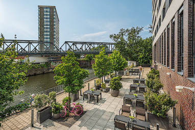 INNSiDE by Meliá Hamburg Hafen: Bar/Lounge