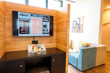 LOGINN Hotel Leipzig by ACHAT: Bar/Lounge