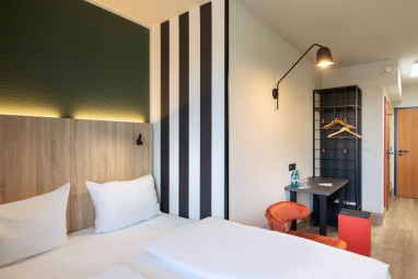 LOGINN Hotel Leipzig by ACHAT: Zimmer