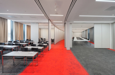 Airport Plaza Hotel: Tagungsraum