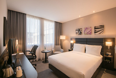 Hilton Garden Inn Frankfurt City Centre: Zimmer