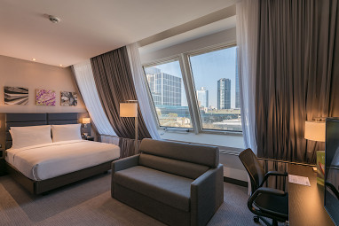 Hilton Garden Inn Frankfurt City Centre: Zimmer