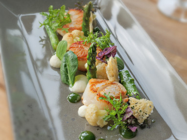 V8 HOTEL Motorworld Region Stuttgart, BW Premier Collection by Best Western: Restaurant