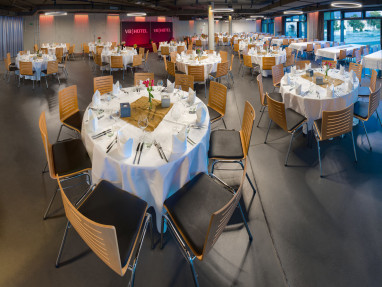 V8 HOTEL Motorworld Region Stuttgart, BW Premier Collection by Best Western: Tagungsraum