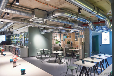 Design Offices Berlin Humboldthafen: Tagungsraum