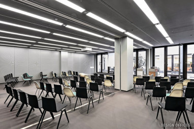 Design Offices Köln Dominium: Tagungsraum