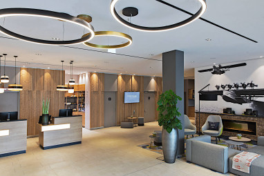 Courtyard by Marriott Oberpfaffenhofen Munich South: Lobby