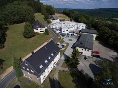 Internationales Tagungszentrum KARIMU: Außenansicht