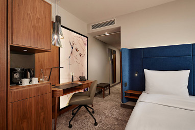 Hyperion Hotel München by Revo: Zimmer