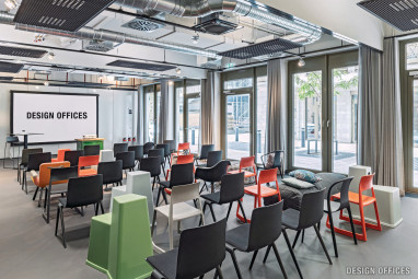 Design Offices Stuttgart Eberhardhöfe: Tagungsraum