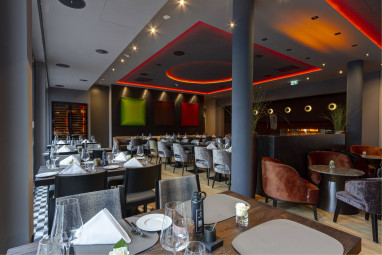 Qube Hotel Bahnstadt : Restaurant