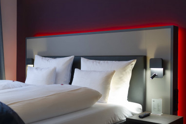 Qube Hotel Bahnstadt : Zimmer