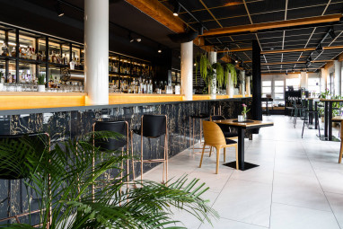 GINN Hotel Hamburg Elbspeicher: Bar/Lounge