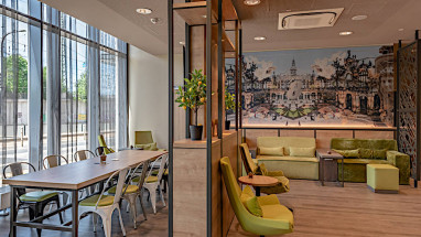 Super 8 by Wyndham Dresden: Lobby