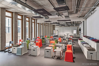 Design Offices Köln Mediapark: Tagungsraum