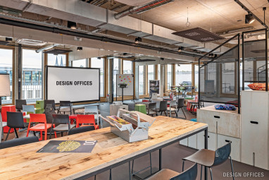 Design Offices Köln Mediapark: Tagungsraum