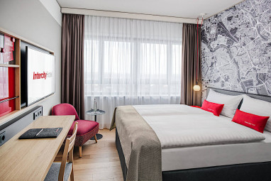 IntercityHotel Hannover Hauptbahnhof Ost  by Revo: Zimmer