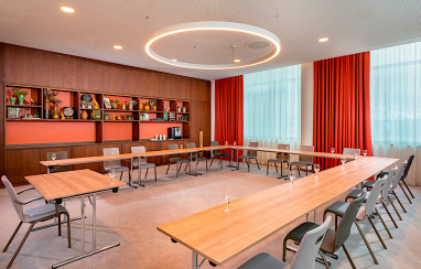 Mövenpick Hotel Stuttgart Messe & Congress by Revo: Tagungsraum
