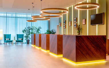 Mövenpick Hotel Stuttgart Messe & Congress by Revo: Lobby