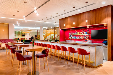 Mövenpick Hotel Stuttgart Messe & Congress by Revo: Bar/Lounge