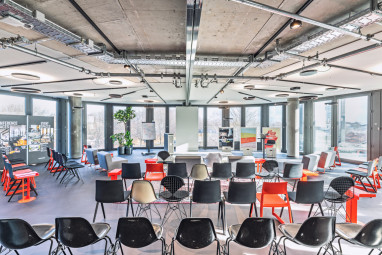 Design Offices München Bogenhausen: Tagungsraum