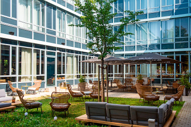 Flightgate Munich Airport Hotel, a member of Radisson Individuals by Revo: Restaurant