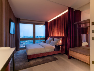 b´mine hotel Frankfurt Airport: Zimmer