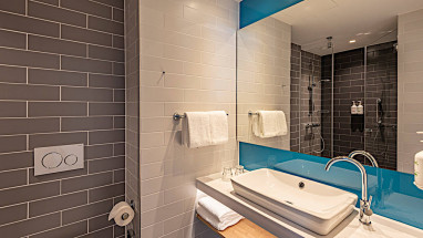 Holiday Inn Express Düsseldorf Hauptbahnhof: Zimmer