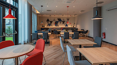 Holiday Inn Express Düsseldorf Hauptbahnhof: Restaurant