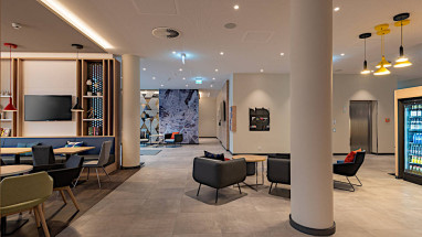Holiday Inn Express & Suites Potsdam: Lobby