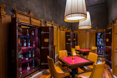 NH Collection Prague Carlo IV: Bar/Lounge