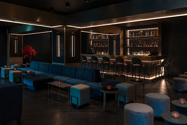 Hotel AMANO East Side: Bar/Lounge