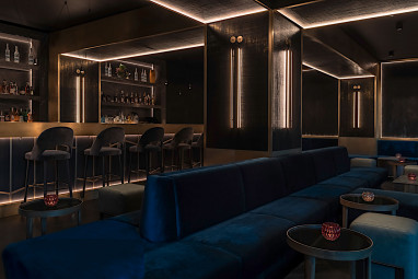 Hotel AMANO East Side: Bar/Lounge