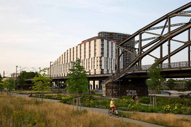 Scandic Frankfurt Hafenpark: Außenansicht